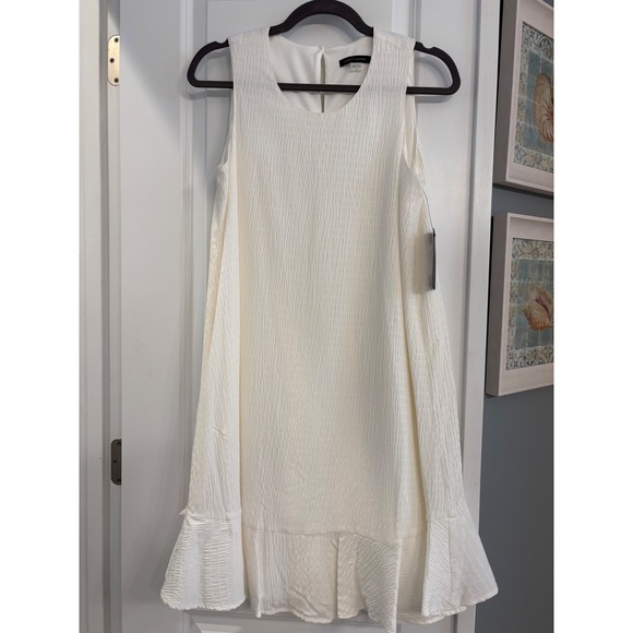 NWT Tommy Hilfiger Women Ivory Smocked Ruffle Hem Shift Dress Size 6 - Picture 3 of 8